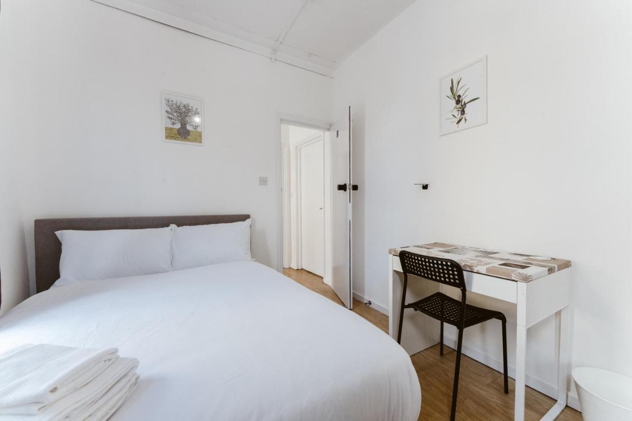 Mile End Double Rooms 27 Guest House Londyn Zewnętrze zdjęcie