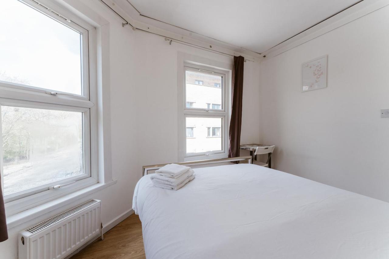 Mile End Double Rooms 27 Guest House Londyn Zewnętrze zdjęcie