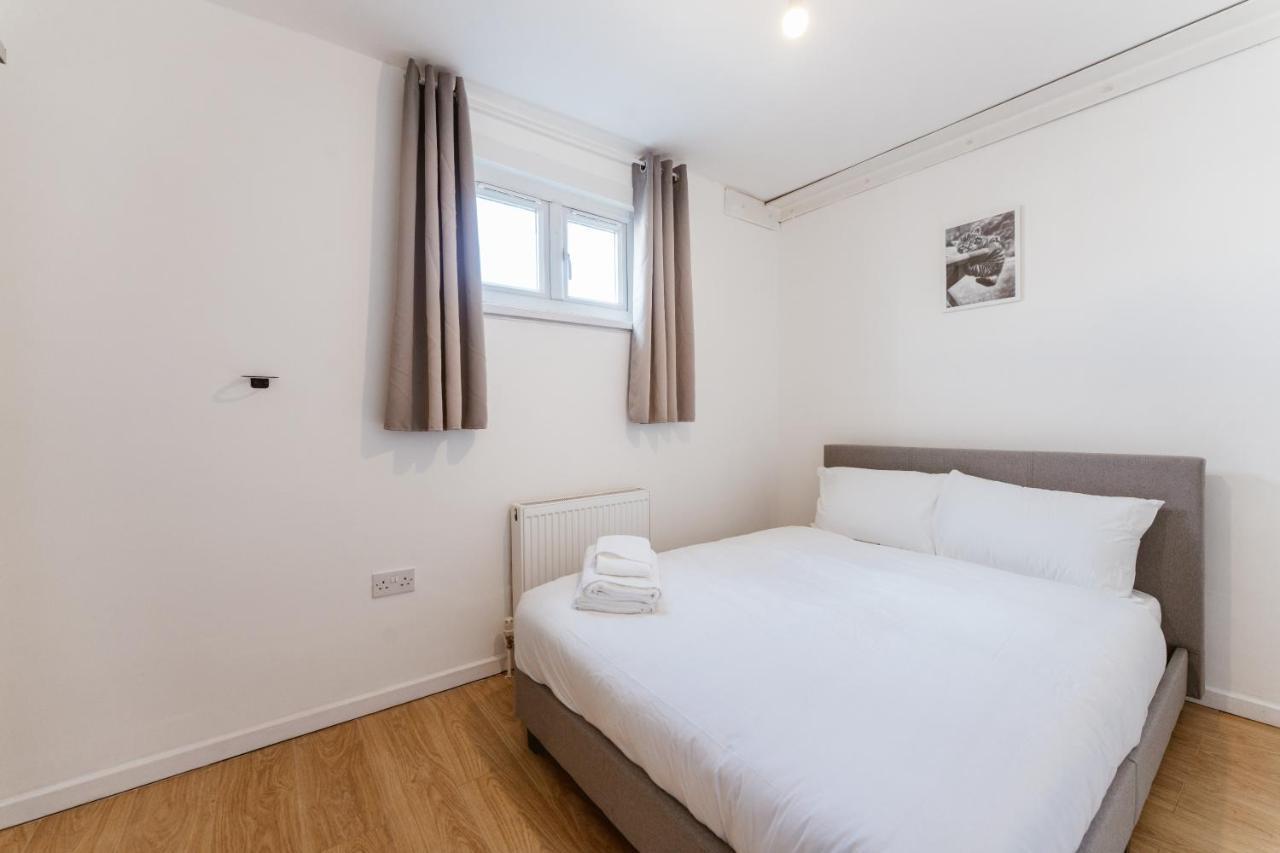 Mile End Double Rooms 27 Guest House Londyn Zewnętrze zdjęcie