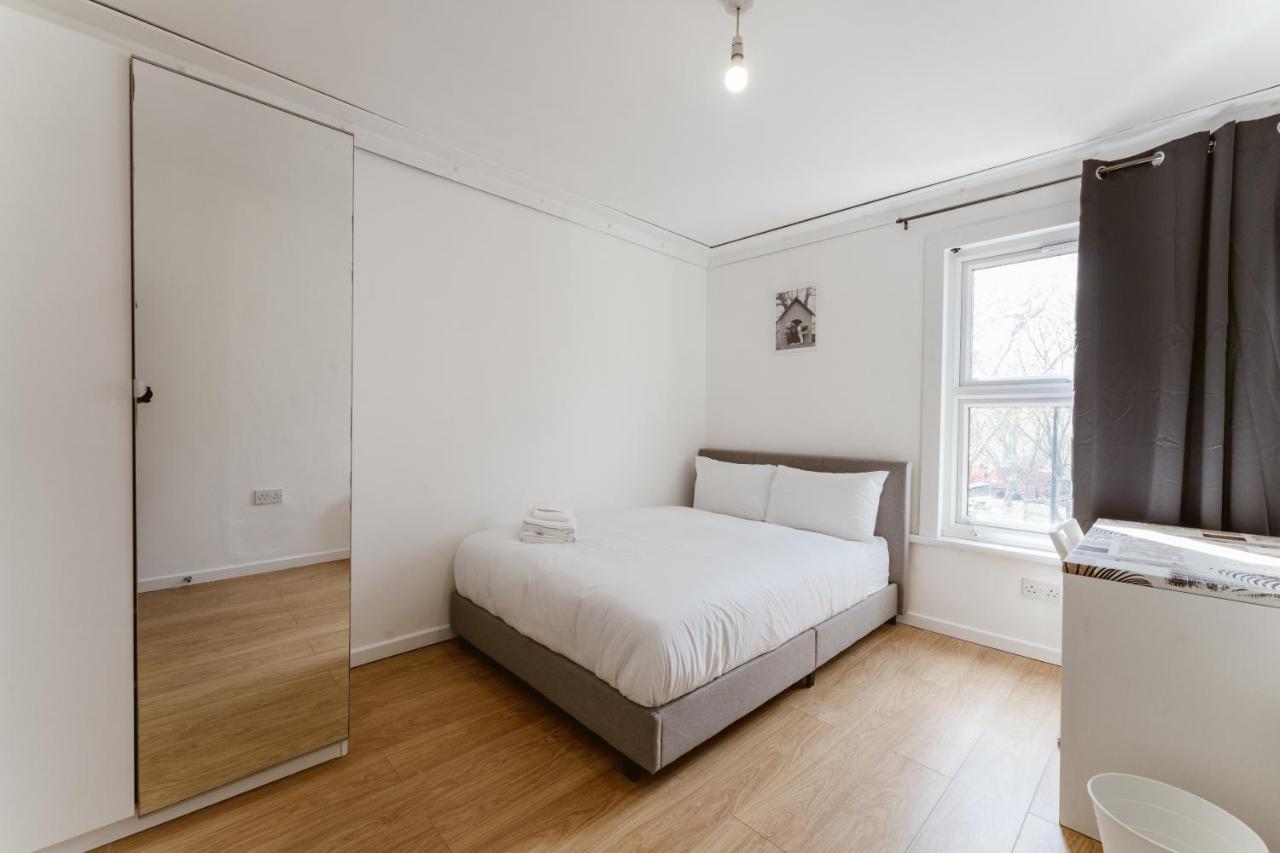 Mile End Double Rooms 27 Guest House Londyn Zewnętrze zdjęcie